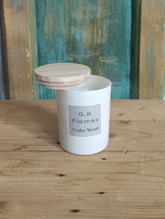 White Jar Cedar Wood Scented Candle